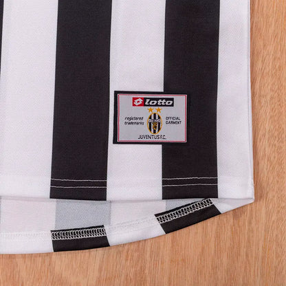 01/02 Juventus Home Retro Jersey