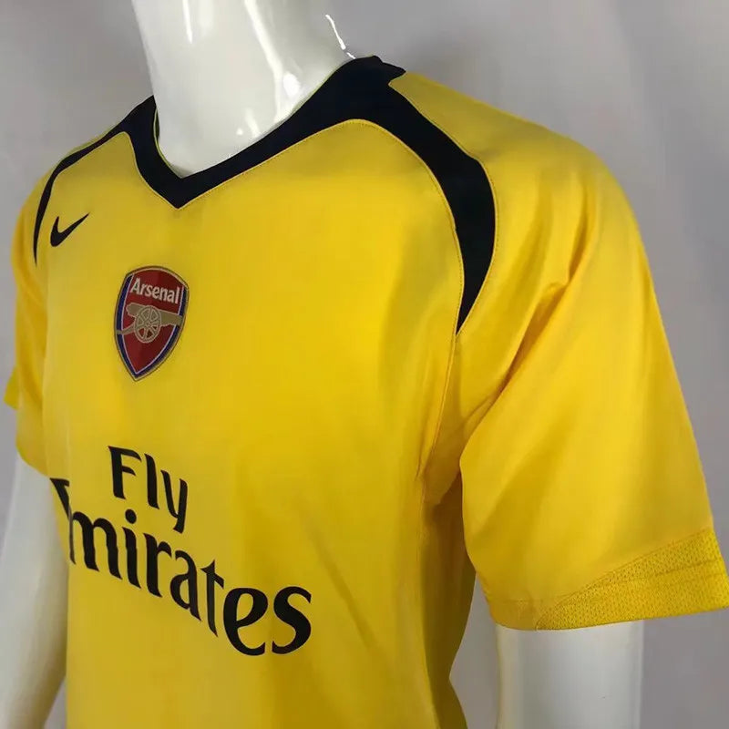 06/07 Arsenal Away Retro Jersey