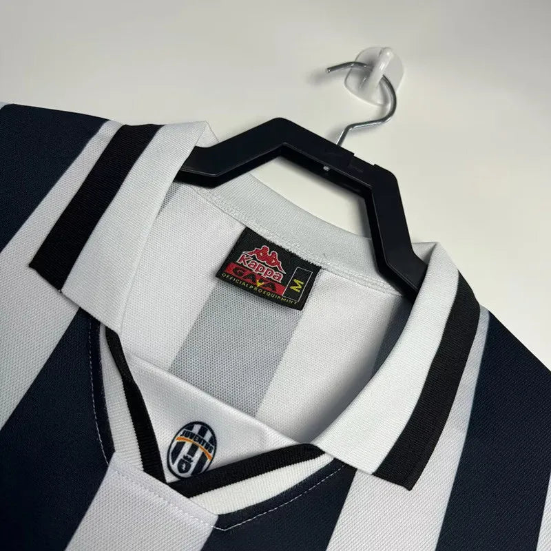 94/95 Juventus Home Retro Jersey