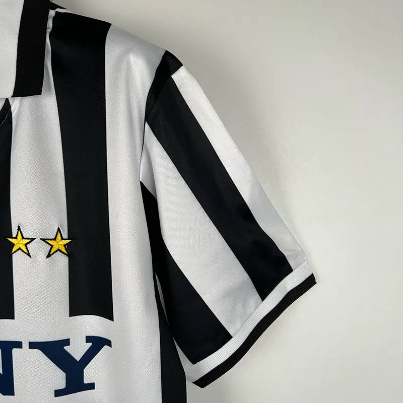 96/97 Juventus Home Retro Jersey