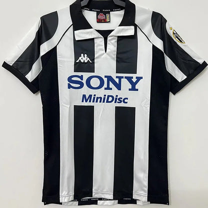 97/98 Juventus Home Retro Jersey