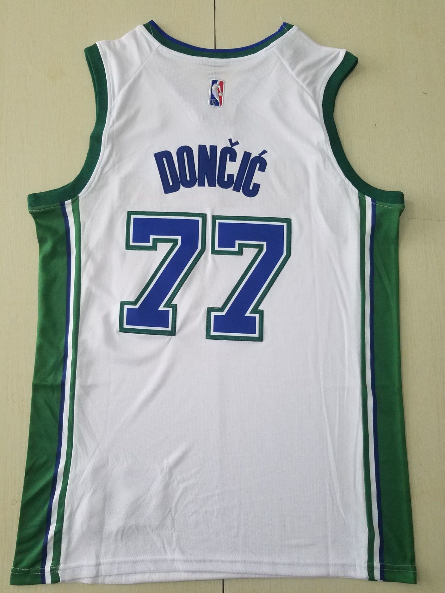 Dallas Mavericks DONCIC # 77 White City New NBA Jersey