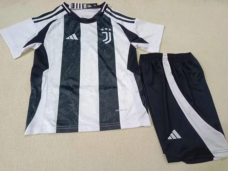 2024-25 Juventus Kids Home Soccer Jersey Suit