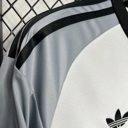 Juventus 24/25 White & Grey Fan Version Jersey